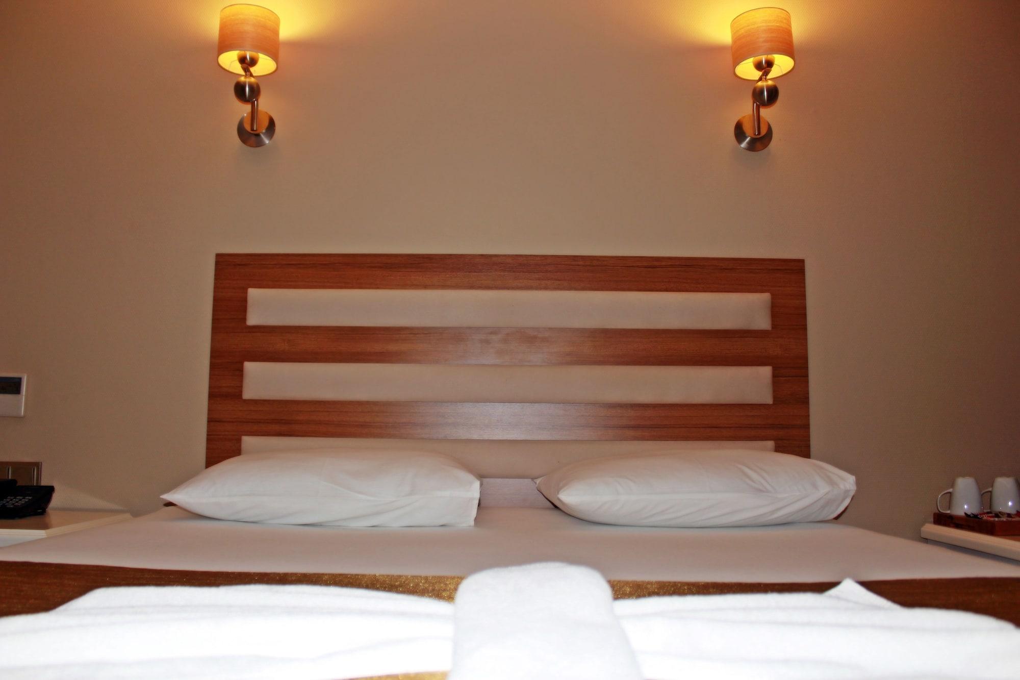 Feza Otel Τραμπζόν Εξωτερικό φωτογραφία