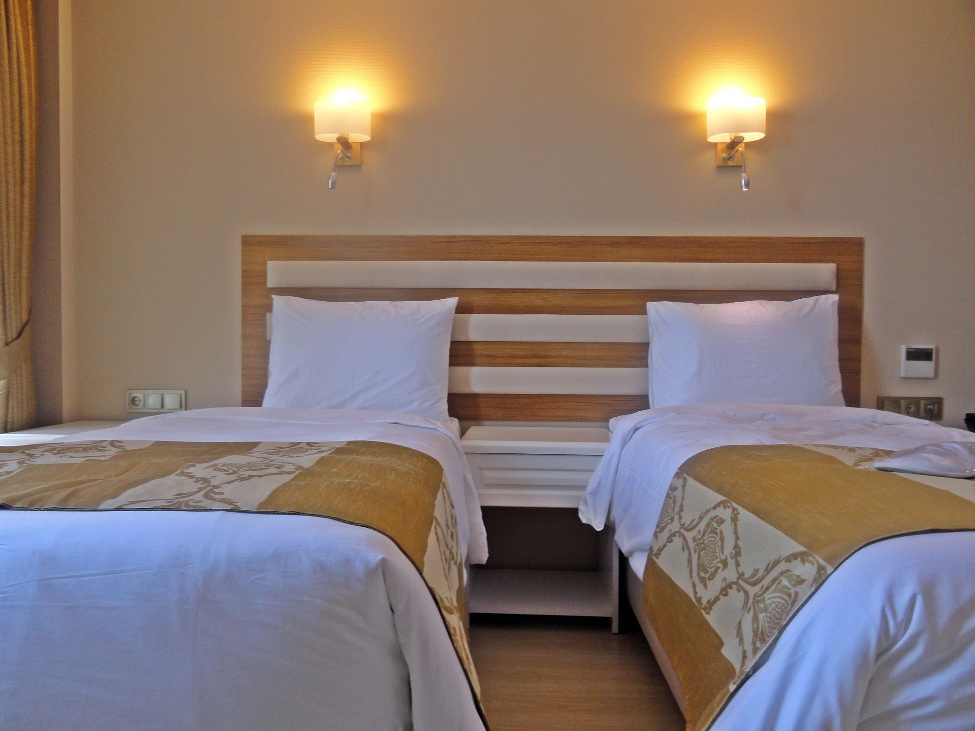 Feza Otel Τραμπζόν Εξωτερικό φωτογραφία